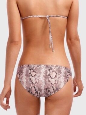 NWT Vitamin A Levisa Luciana Bikini Bottom L